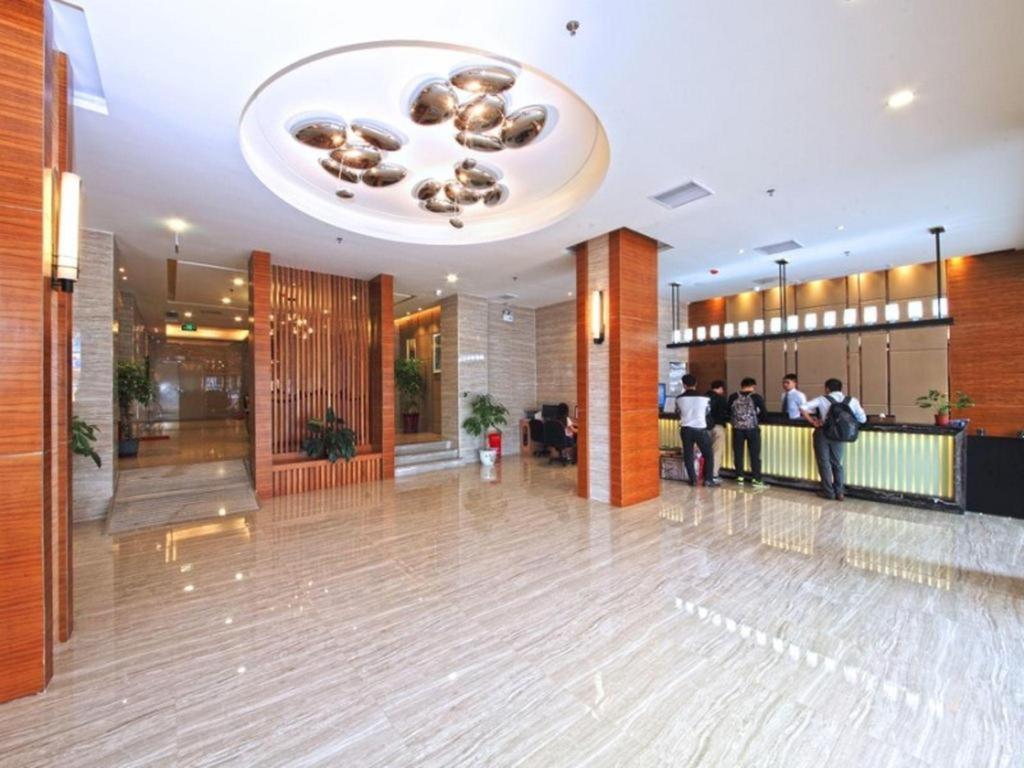 Greentree Inn Guangdong Jieyang Bus Terminal Station Ronghua Avenue Business Hotel Dış mekan fotoğraf