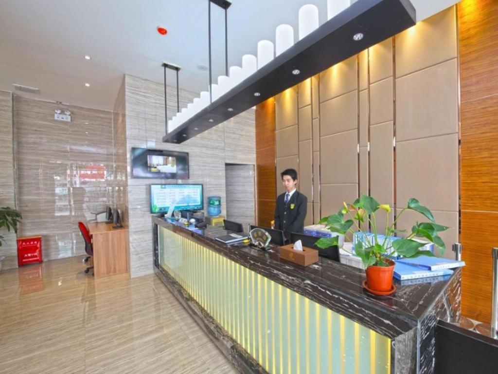 Greentree Inn Guangdong Jieyang Bus Terminal Station Ronghua Avenue Business Hotel Dış mekan fotoğraf